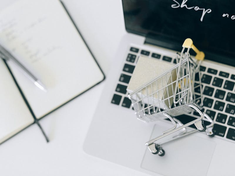 E-Ticaret Sitesi Kurmak: Ürünlerinizi 7/24 Satışa Açın